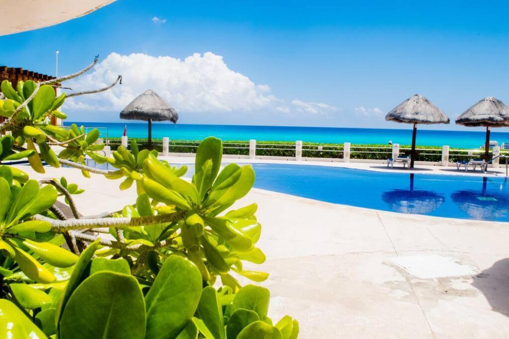 Ocean Front Villa Marlin, Best Location In Hotel Zone #109 Cancún Kültér fotó